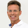 Herr Dr. med. Jörg Thieme