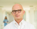 Herr Prof. Dr. med. habil. Dr. (US) Björn Dirk Krapohl