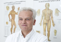 Herr Dr. med. Frank Striebel