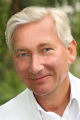 Herr Dr. med. Hartmut Neumann