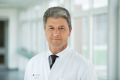 Herr Dr. med. Lucian Koushan-Bota