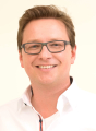 Herr Dr. med. Tino Müller