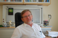Herr Dr. med. Eckart Reichle