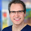 Herr Dr. med. dent. Dirk Lindner