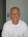 Herr Dr. med. Uwe Griesbach